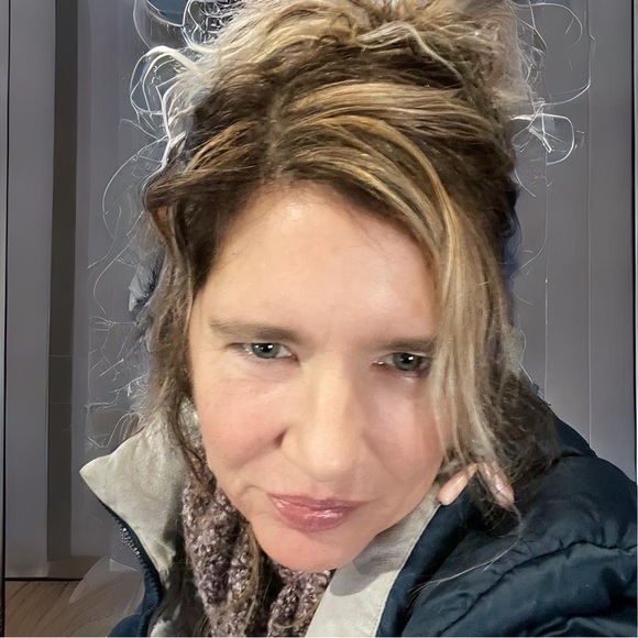 Meet your Posher, Kathy - Picture 5 of 16